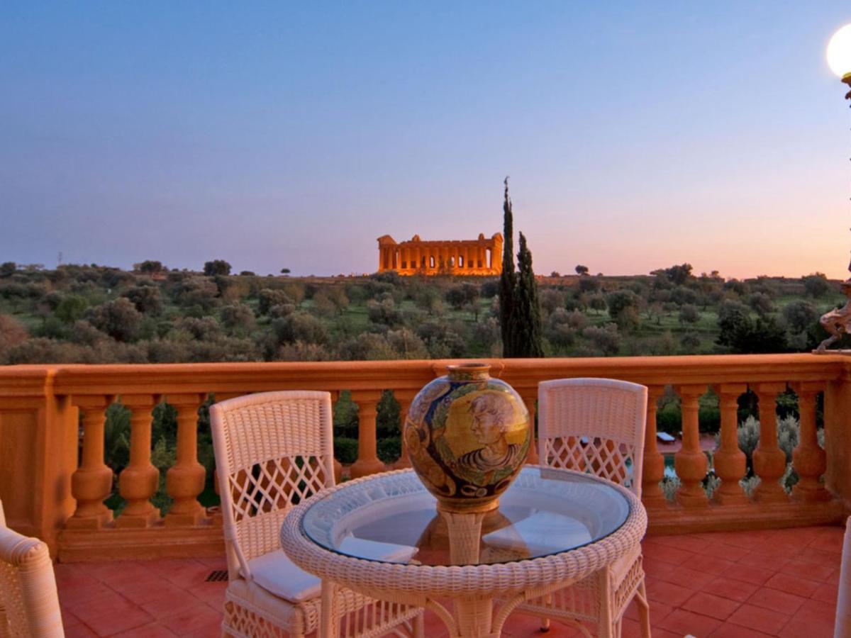 Hotel Villa Athena Agrigento Esterno foto View of the Acropolis from the hotel