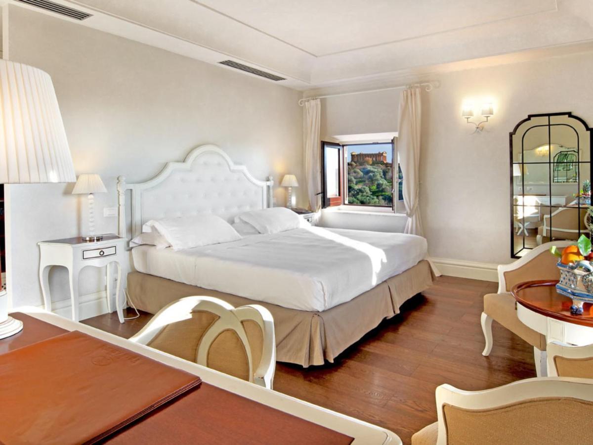 Hotel Villa Athena Agrigento Esterno foto A room at the hotel