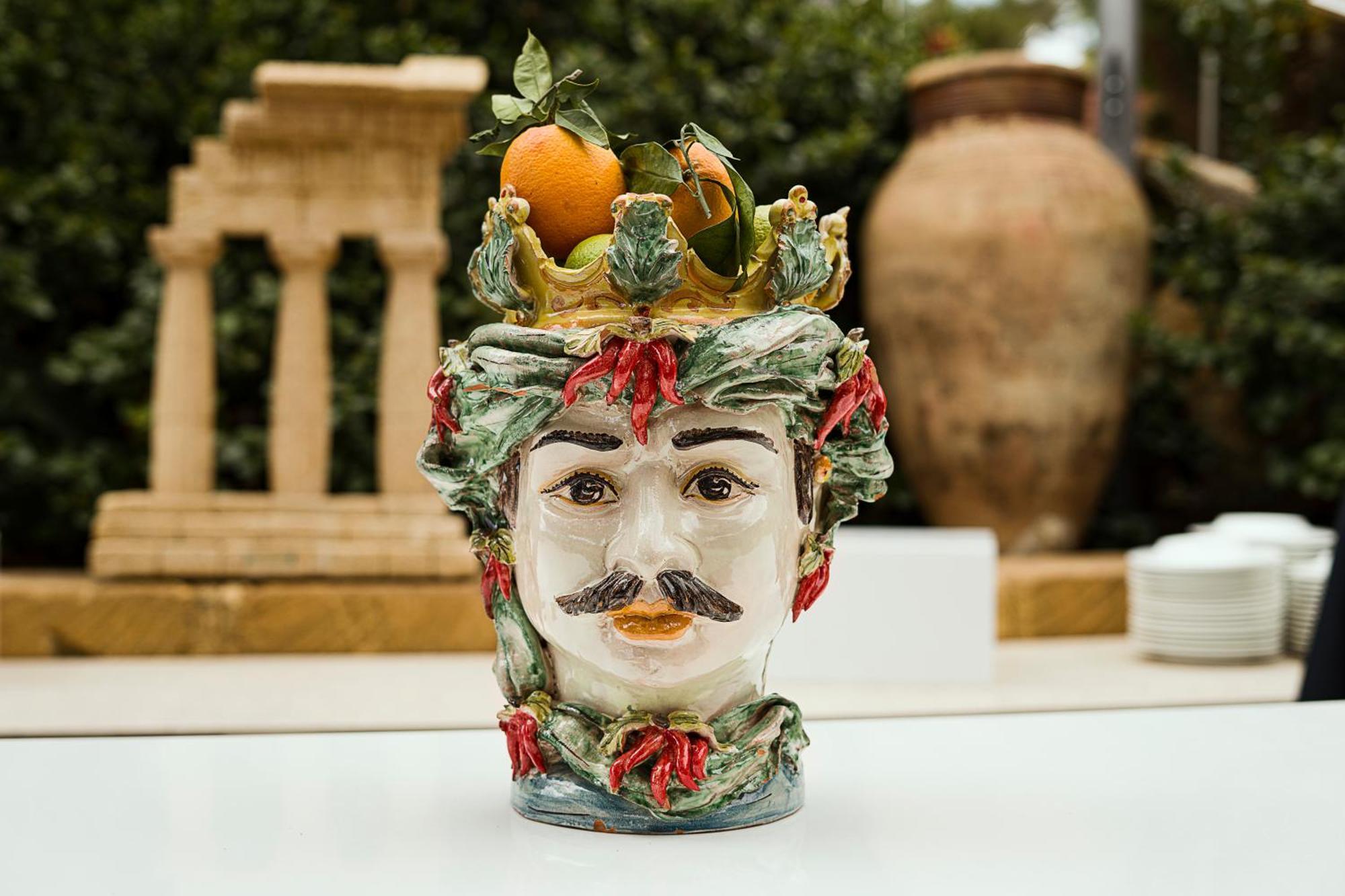 Hotel Villa Athena Agrigento Esterno foto Caltagirone's head of Christ
