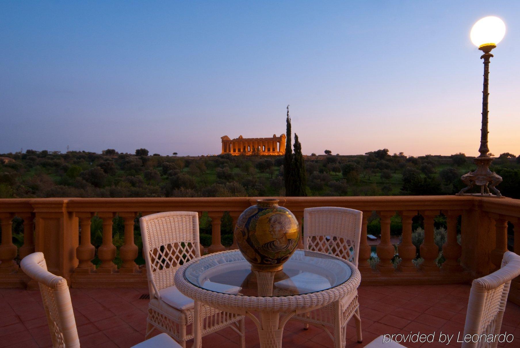 Hotel Villa Athena Agrigento Esterno foto View from the terrace of the hotel