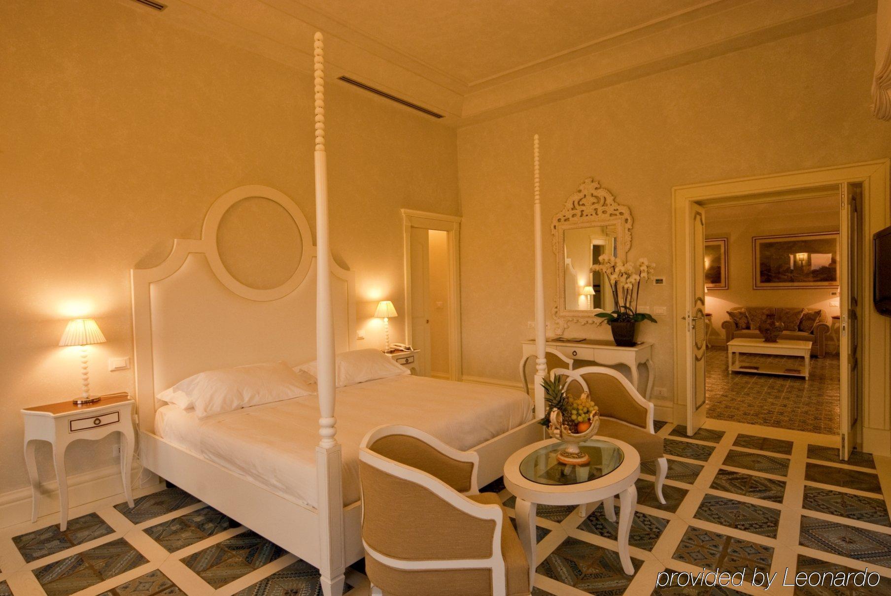 Hotel Villa Athena Agrigento Camera foto A room at the hotel